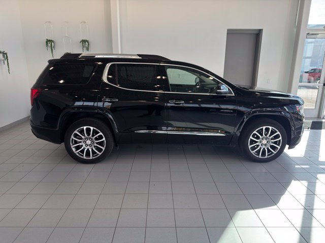 Certified 2023 GMC Acadia Denali w/ Denali Ultimate Package AWD/4WD image 43