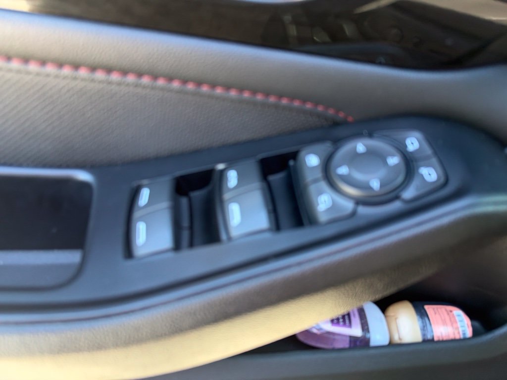 Used 2023 Chevrolet Traverse RS w/ LPO, Floor Liner Package AWD/4WD image 18