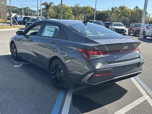 New 2026 Hyundai Elantra Sport FWD image 8