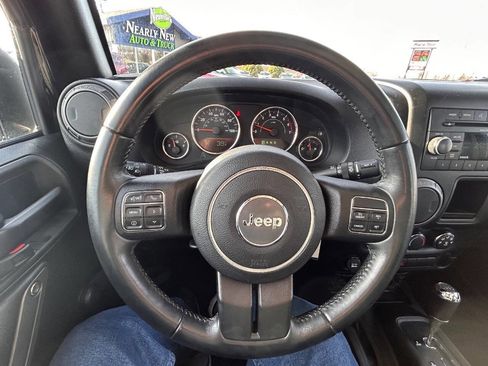 Used 2017 Jeep Wrangler Sport w/ Connectivity Group image 21