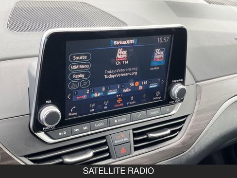 Certified 2025 Nissan Altima 2.5 SV image 17