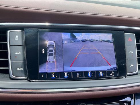 Used 2021 Buick Enclave Avenir w/ Avenir Technology Package AWD/4WD image 25