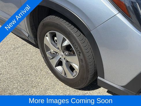 Used 2024 Subaru Ascent Premium AWD/4WD image 9