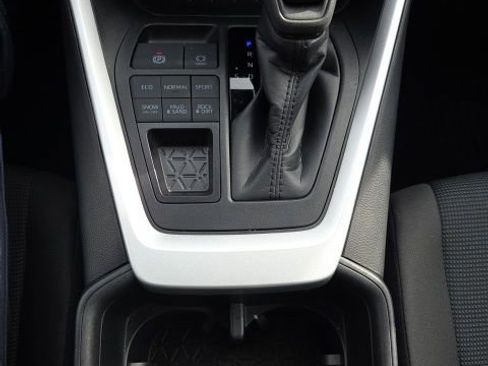 Used 2025 Toyota RAV4 LE image 19