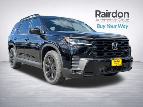 Used 2026 Honda Pilot Black Edition image 1