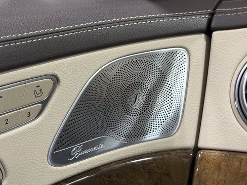 Used 2015 Mercedes-Benz S 63 AMG 4MATIC Sedan w/ Driver Assistance Package image 74