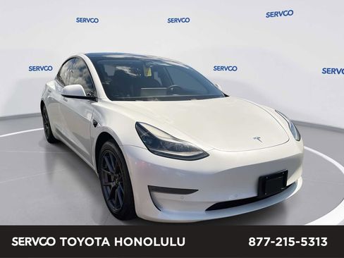 Used 2021 Tesla Model 3 Standard Range Plus RWD image 1