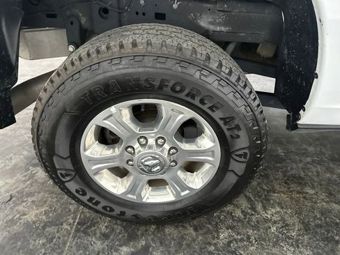 Used 2024 RAM 2500 Big Horn AWD/4WD image 5