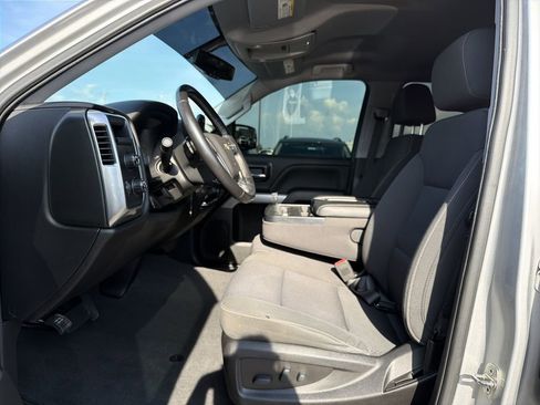 Used 2018 Chevrolet Silverado 1500 LT w/ All Star Edition AWD/4WD image 11