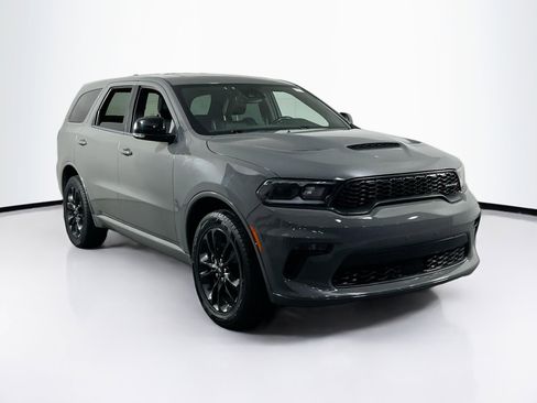 Used 2022 Dodge Durango GT image 3