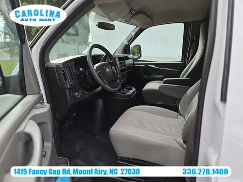 Used 2011 Chevrolet Express 3500 LT w/ LT Preferred Equipment Group image 5
