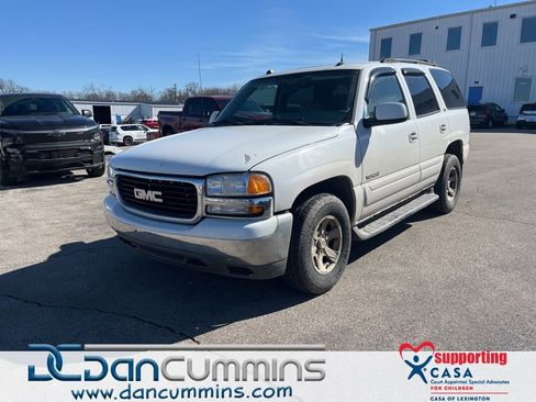 Used 2004 GMC Yukon SLT w/ 1SD Preferred Equipment Group image 1