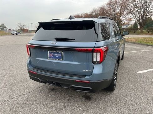 Used 2025 Ford Explorer ST-Line image 10