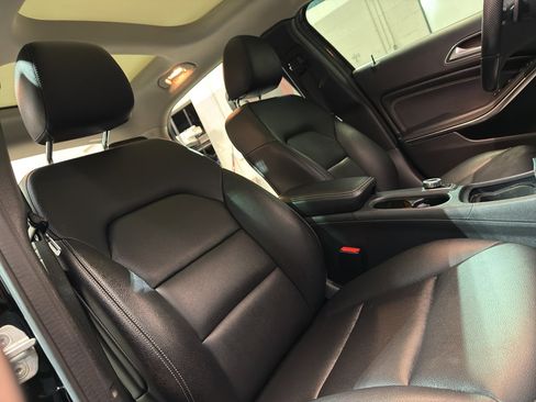 Used 2015 Mercedes-Benz GLA 250 4MATIC image 23