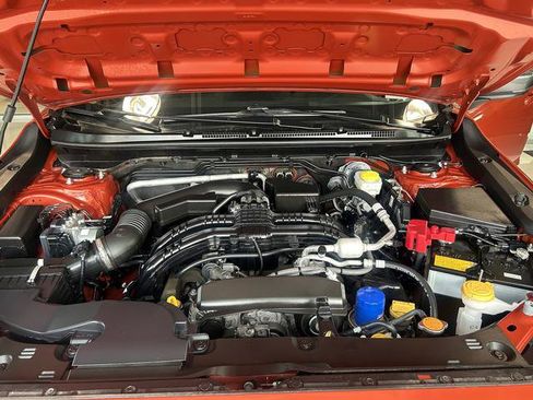 Used 2024 Subaru Crosstrek 2.0i Premium w/ Popular Package #4 image 12