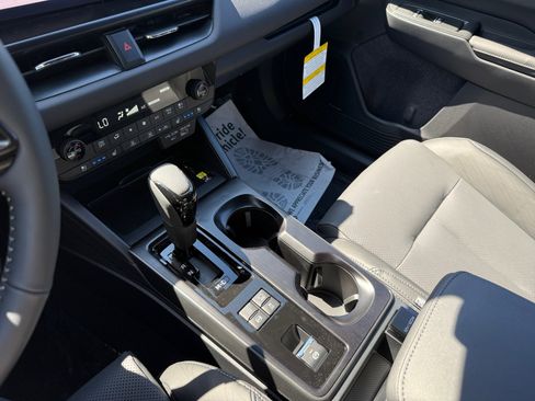 New 2026 Subaru Outback Touring AWD/4WD image 13