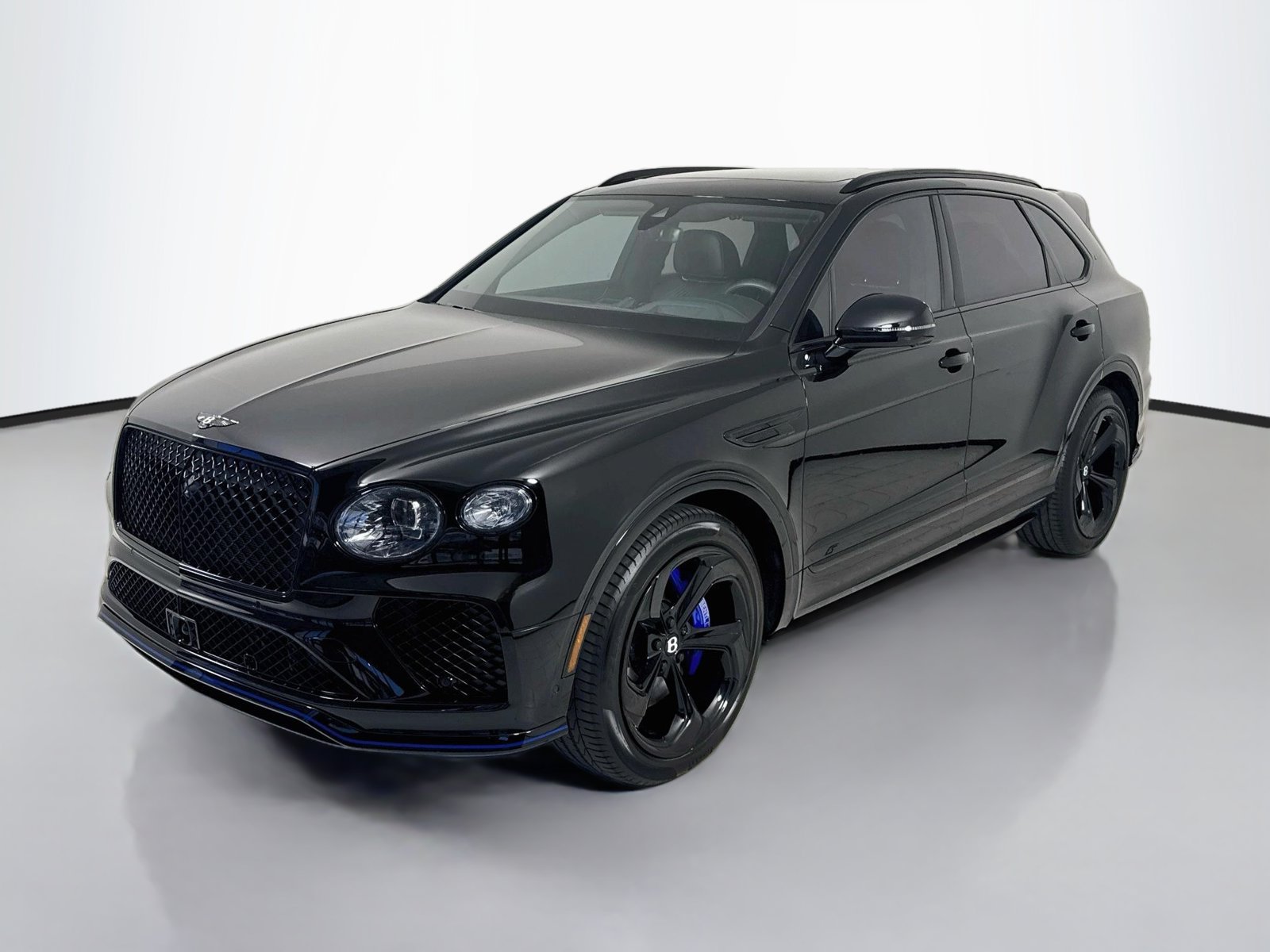 Certified 2025 Bentley Bentayga AWD/4WD image 3
