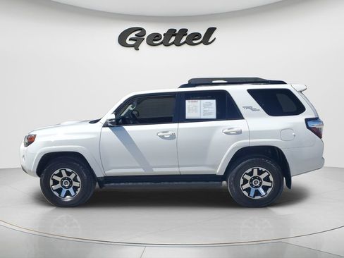 Used 2023 Toyota 4Runner TRD Off-Road Premium AWD/4WD image 8