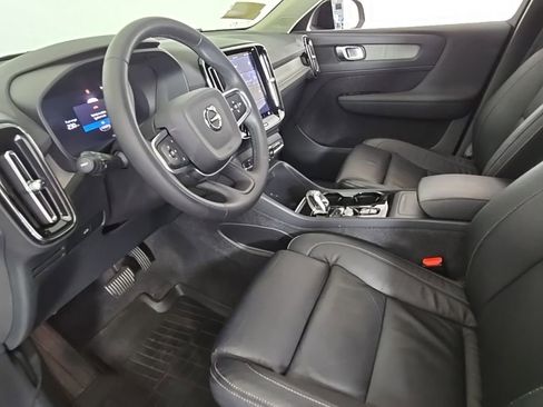 Certified 2023 Volvo XC40 B5 Plus w/ Driver Assist Package image 22