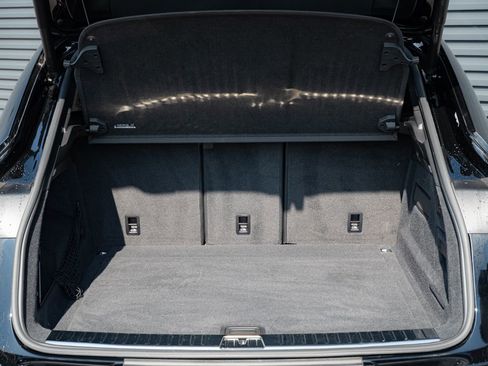 Certified 2024 Porsche Cayenne Coupe image 31