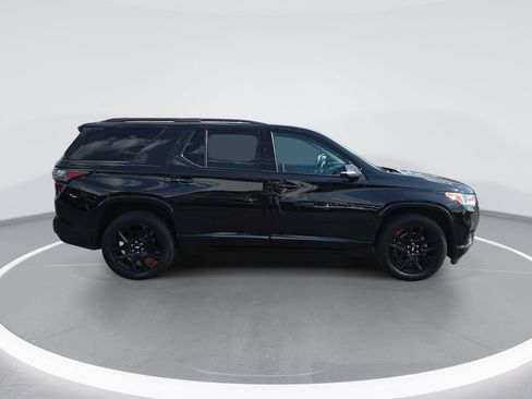 Certified 2021 Chevrolet Traverse Premier w/ Redline Edition FWD image 2