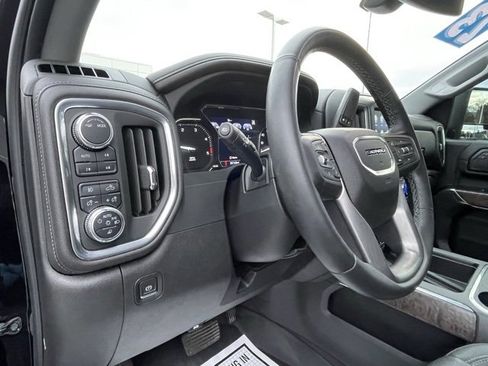 Used 2023 GMC Sierra 3500 Denali image 29