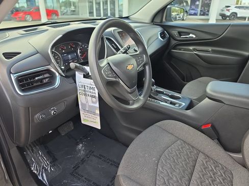 Used 2023 Chevrolet Equinox LT AWD/4WD image 13