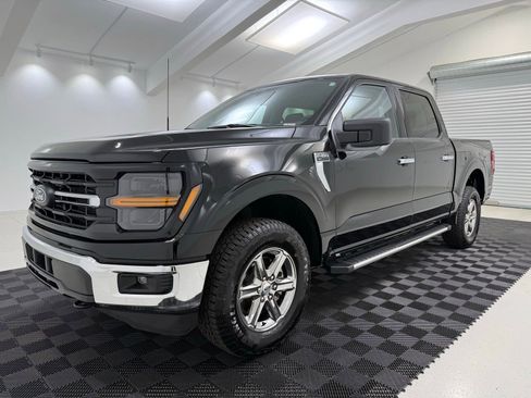 Used 2025 Ford F150 XLT w/ Equipment Group 301A Standard AWD/4WD image 3