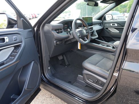 New 2026 Ford Explorer Tremor w/ Tremor Ultimate Package AWD/4WD image 16