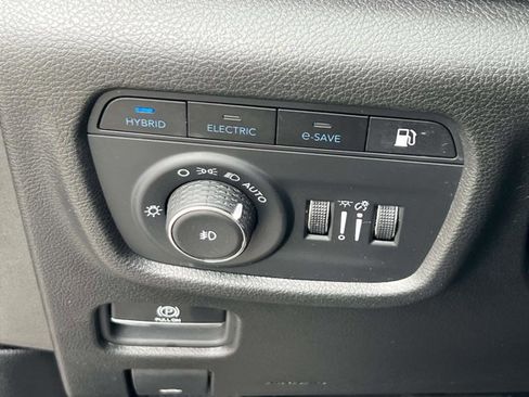 Used 2024 Jeep Grand Cherokee Limited 4xe AWD/4WD image 19
