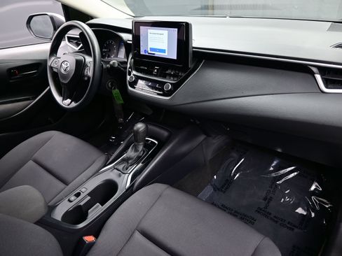 Used 2024 Toyota Corolla LE FWD image 14