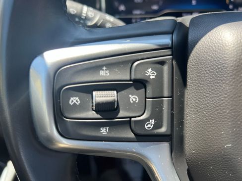 Used 2025 Chevrolet Silverado 1500 LT AWD/4WD image 16