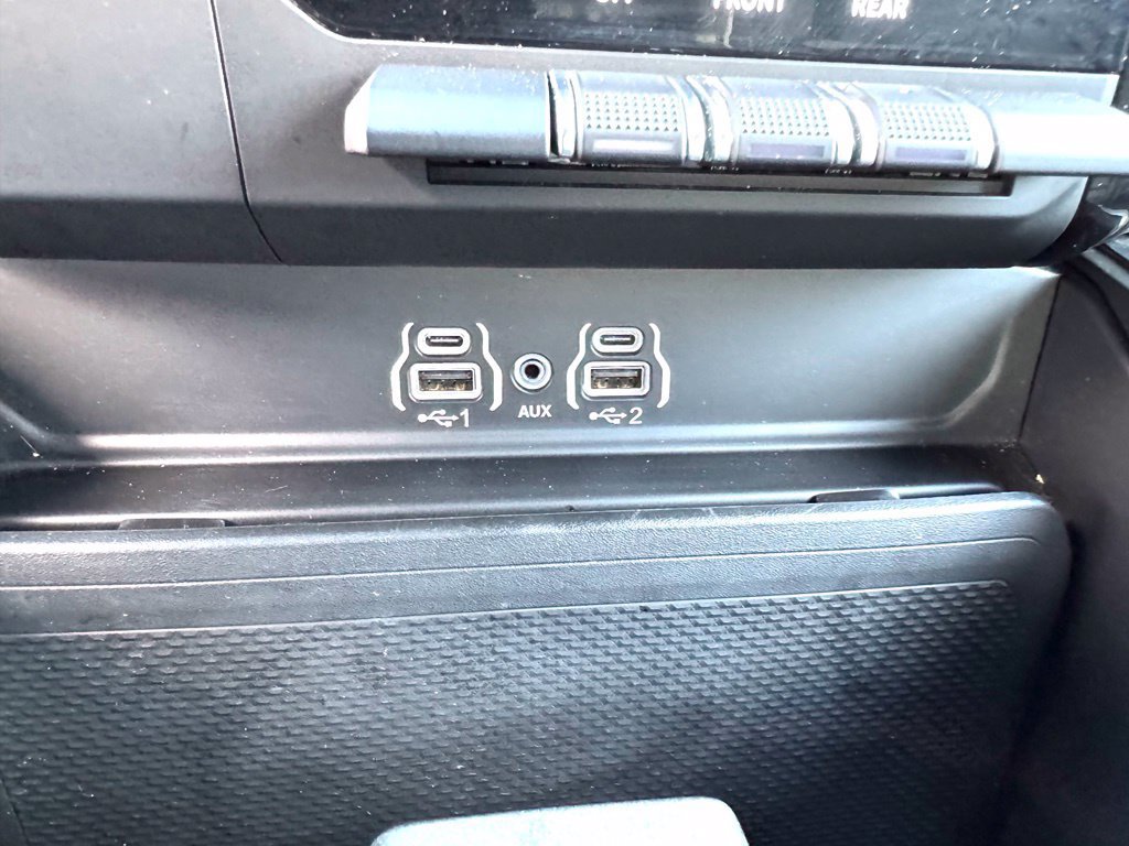 Used 2026 RAM 1500 Laramie AWD/4WD image 43
