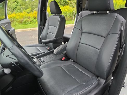 Used 2022 Honda Passport EX-L image 16