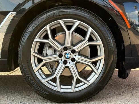 Used 2020 BMW X7 xDrive40i w/ Cold Weather Package AWD/4WD image 25