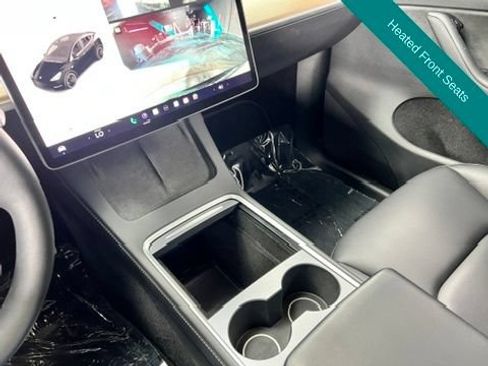 Used 2024 Tesla Model Y Performance AWD/4WD image 13