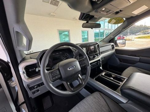Used 2022 Ford F150 XLT image 13