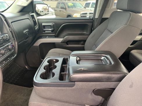 Used 2018 Chevrolet Silverado 1500 LT w/ All Star Edition AWD/4WD image 15