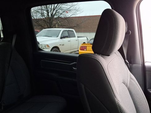 Used 2019 RAM 1500 Big Horn image 13