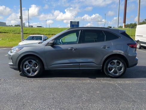 Used 2023 Ford Escape ST-Line image 8