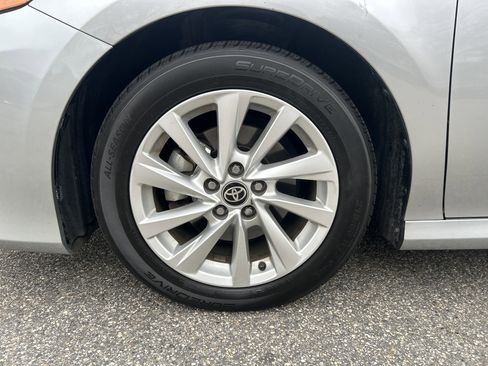 Used 2024 Toyota Camry LE image 12