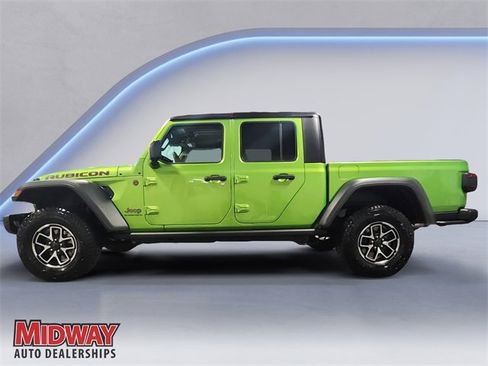 New 2025 Jeep Gladiator Rubicon w/ Convenience Group image 2