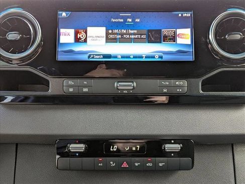 New 2025 Mercedes-Benz Sprinter 2500 image 12