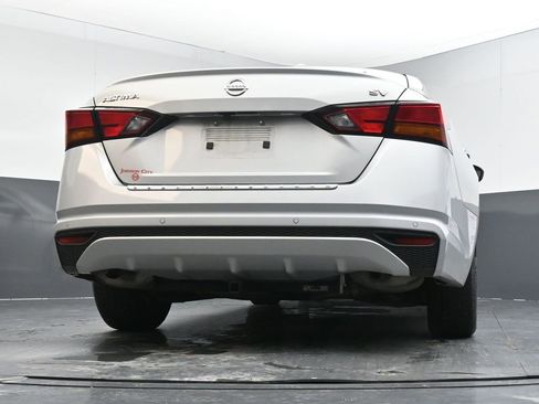 Used 2022 Nissan Altima 2.5 SV image 23