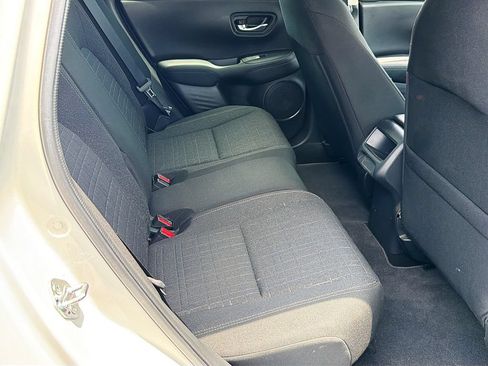 Used 2025 Honda HR-V LX image 30