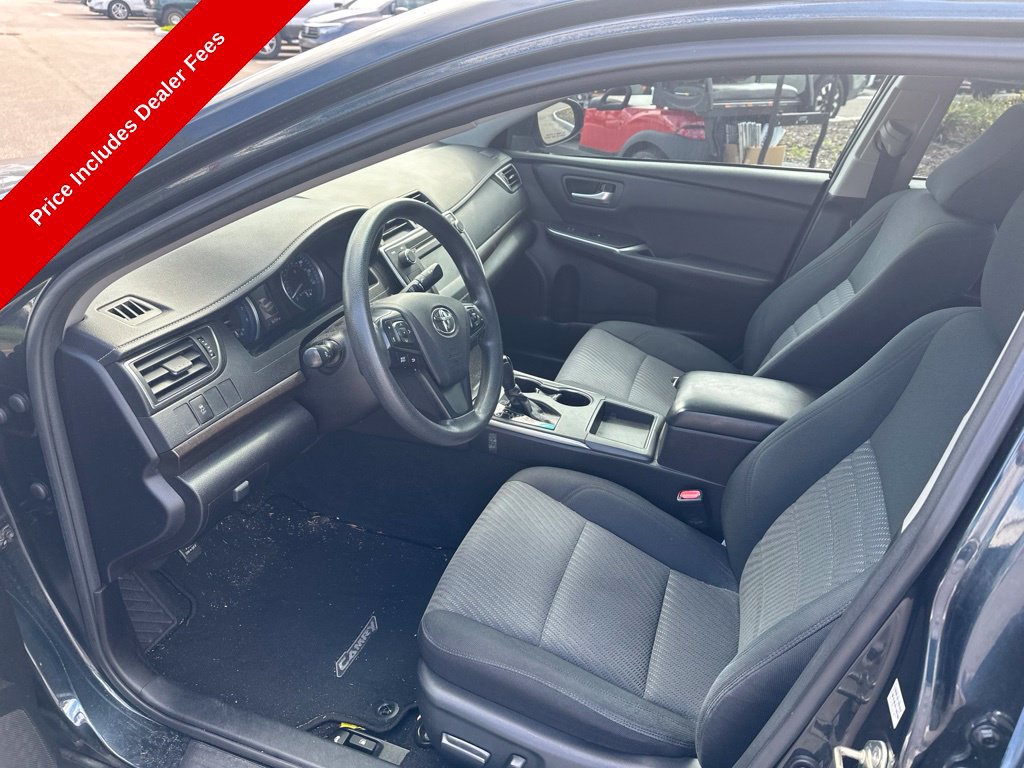Used 2017 Toyota Camry LE FWD image 10