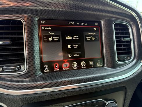 Used 2016 Dodge Charger R/T RWD image 26