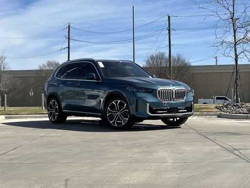 Used 2026 BMW X5 xDrive50e AWD/4WD image 1