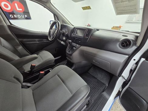 Used 2021 Nissan NV200 SV image 20
