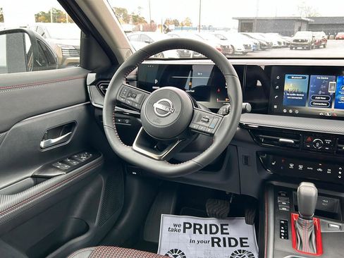 New 2026 Nissan Kicks SR w/ Cold Weather Package image 20